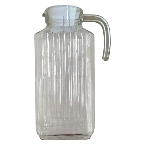 Sedona Kitchen 58oz Ribbed Clear Glass Pitcher with Lid Hot Cold Drinks - Picture 2 of 5